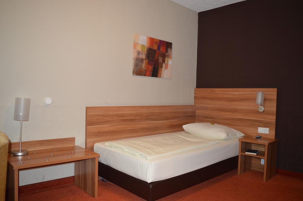 Hotel Schlangenbader Hof Habitación foto